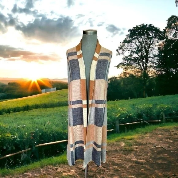 Women's 1775 Long Plaid Vest Cardigan Size M Open Front Sleeveless Tan Blue EXC - Picture 4 of 9